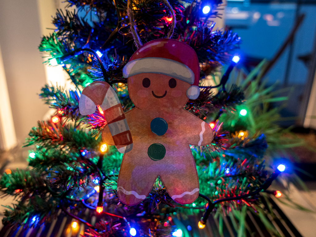 Paper Gingerbread Man – Christmas tree decoration | Amax Kids